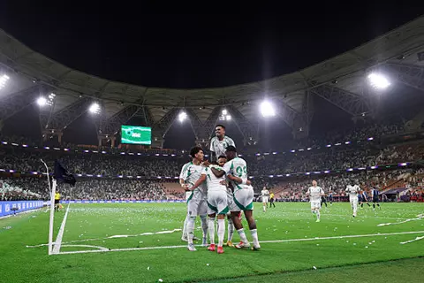 اختبار طبي لتحديد موقف ثنائي أهلي جدة قبل مواجهة كاواساكي الآسيوية